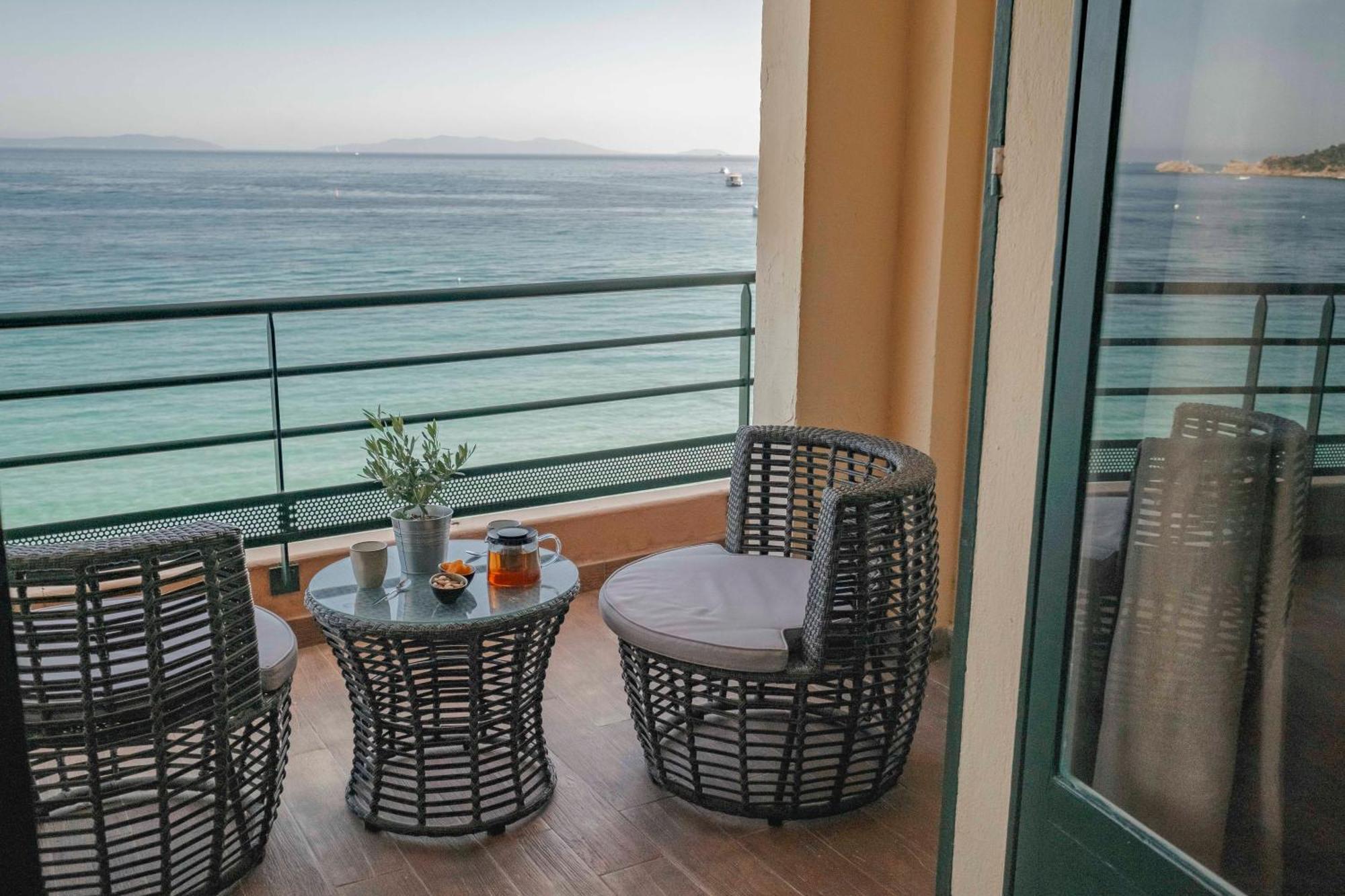 לה לבאנדו Surplage Hotel Cavaliere מראה חיצוני תמונה